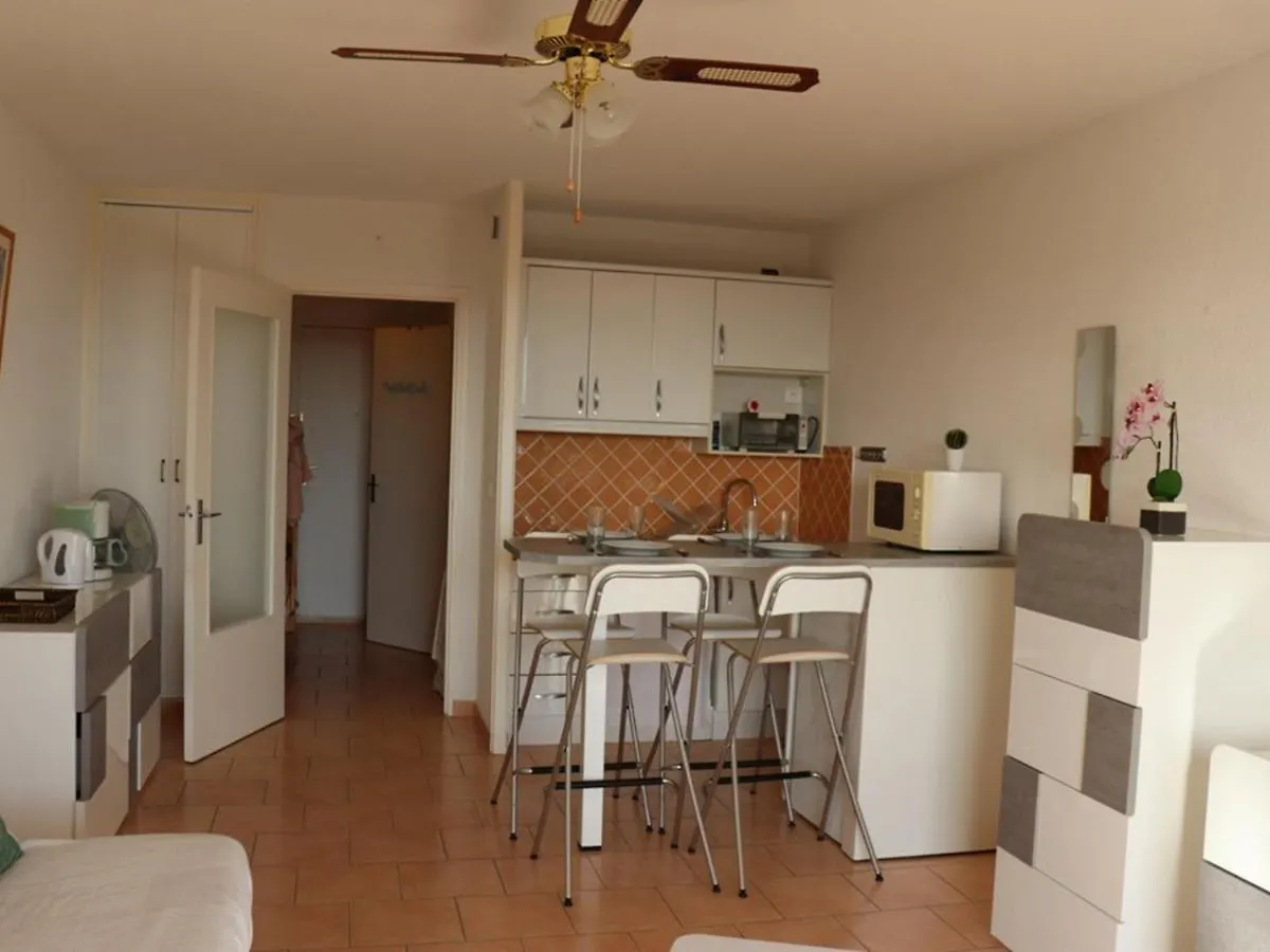 Studio-Cabine Lumineux Avec Terrasse, Parking, Proche Plage - Fr-1-100-119 Daire Cavalaire-sur-Mer